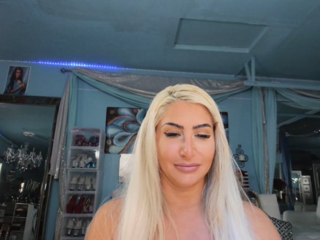 adrianna_fox  07-04-2022